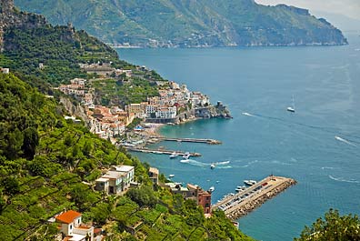 Blick von Pogerola auf Amalfi