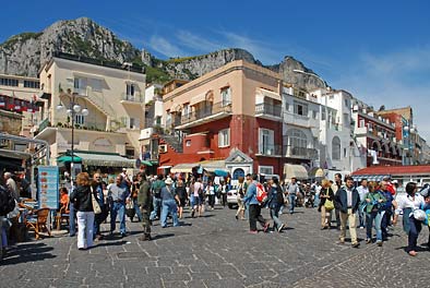 viel Betrieb auf Capri