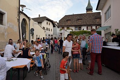 Heiteres auf der Kellertreppe