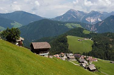 Blick von Untermoi ins Gadertal