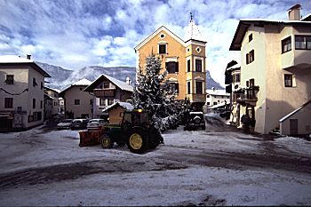 Schneerumung in Girlan