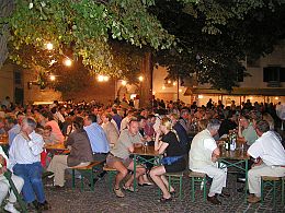 bei der Bauernjugend ist alles voll (besetzt)